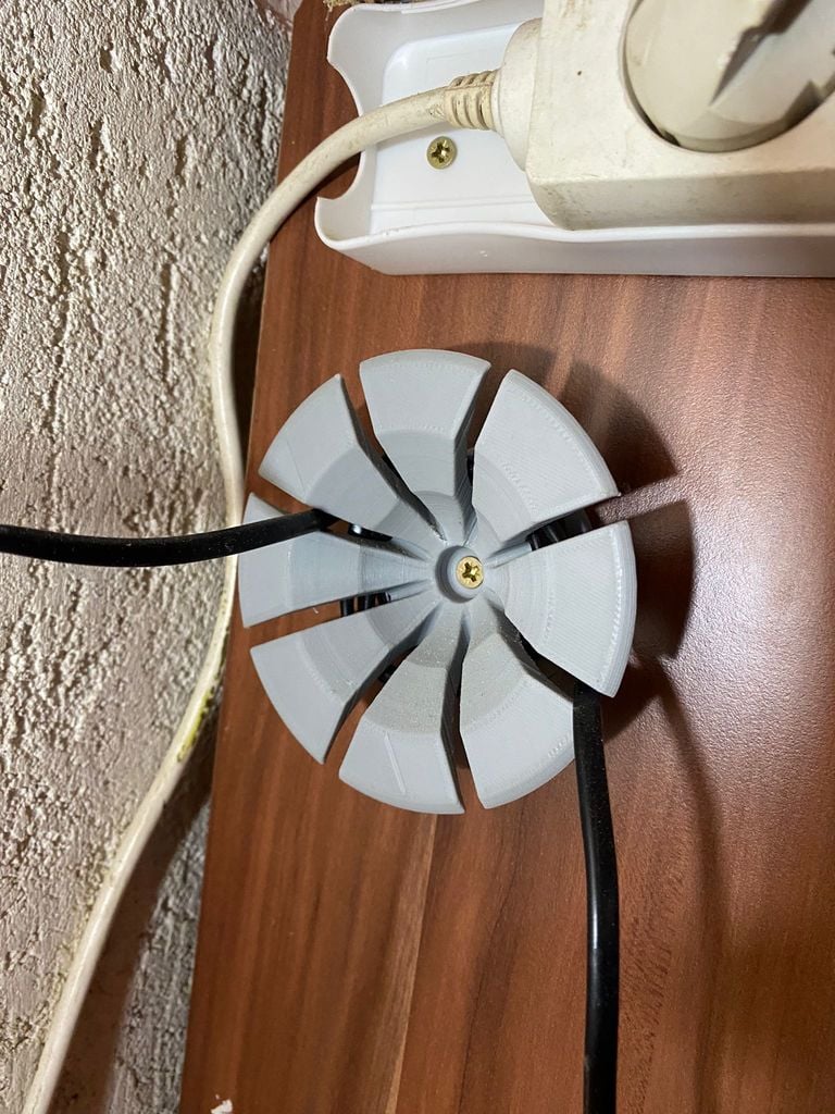 Kabelvinder i Petal Design