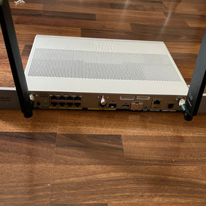 Rack ører - monteringskit til Cisco C1000 serien