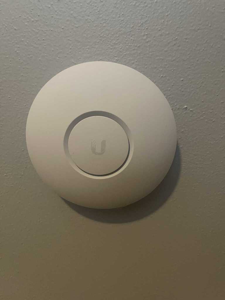 Ubiquiti Unifi Adgangspunkt AC Lite Vægplade med Keystone