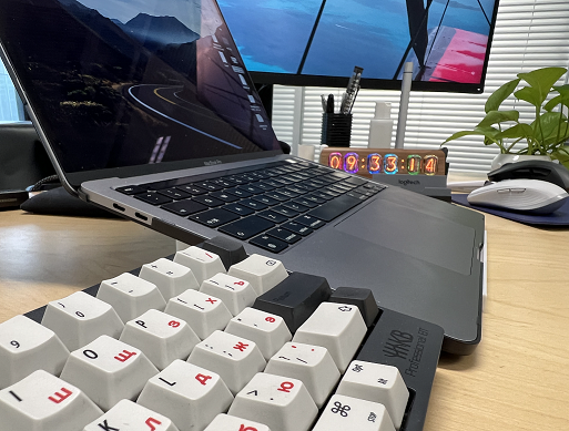 MacStand Book Pro Stativ til MacBook Pro 13.3 tommer