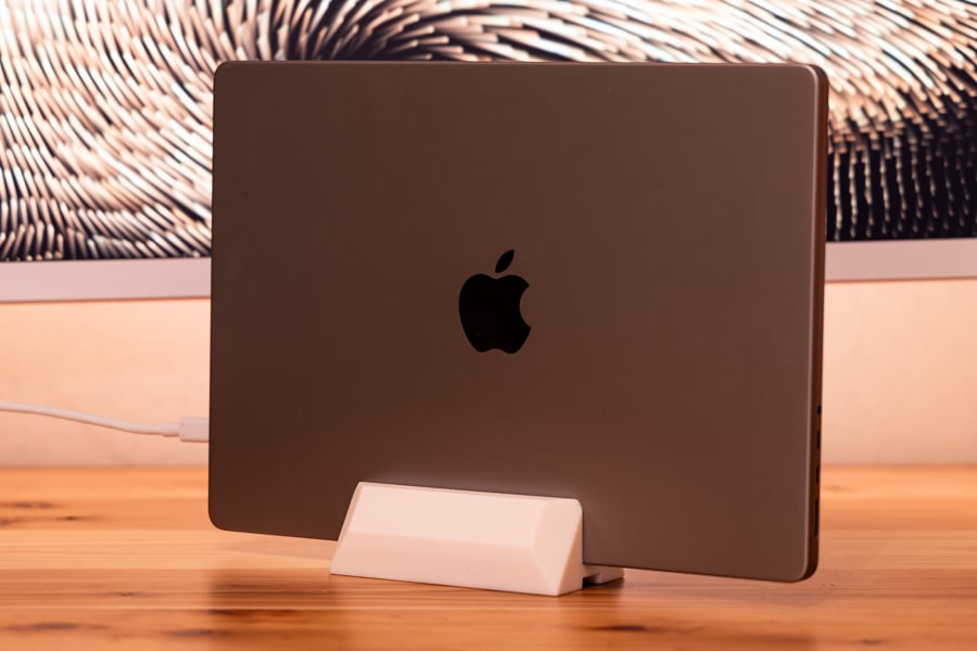 Vertikal Stand til MacBook Pro 14 (2021) og andre Laptops
