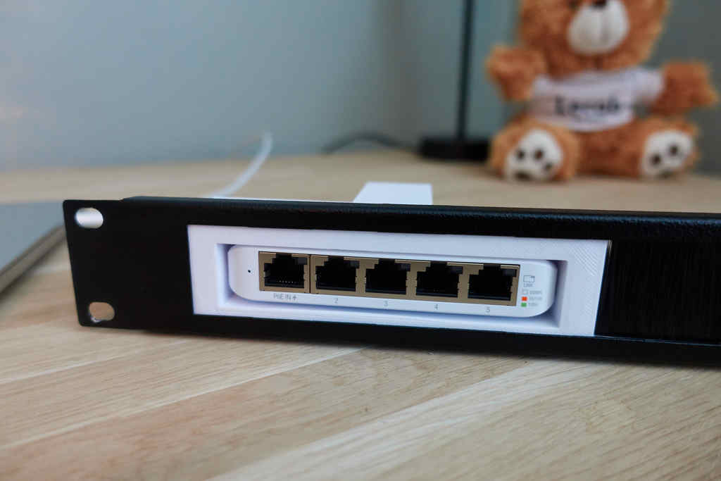 Unifi USW Flex Mini rackmontering 1U