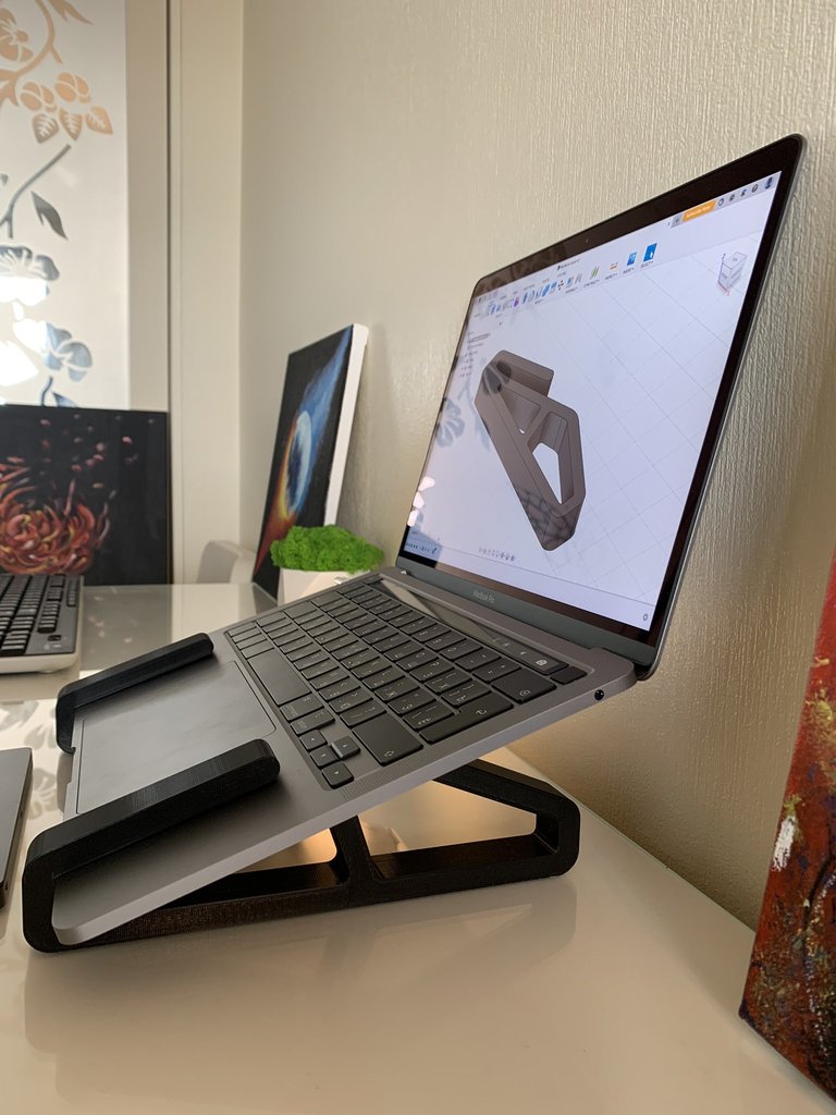 Stand til MacBook Pro 13"
