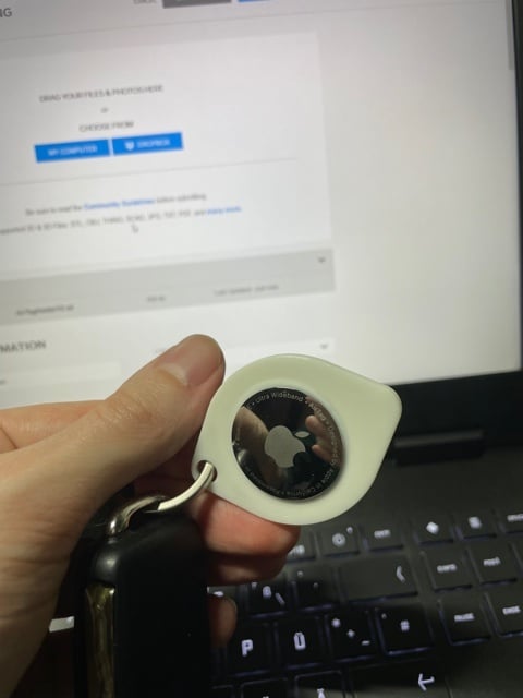 Minimalistisk AirTag nøglering