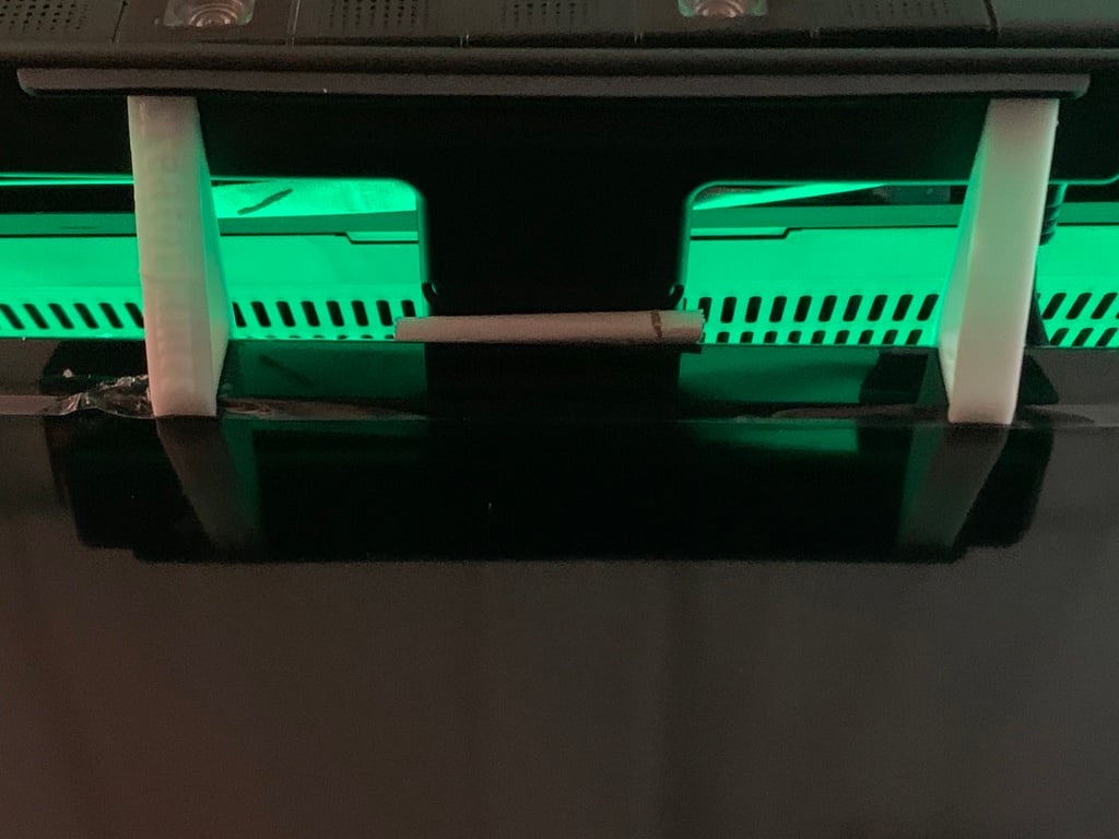 Topmonteret Beslag til Samsung TV (UN40H5003AFXAZ og lignende modeller)