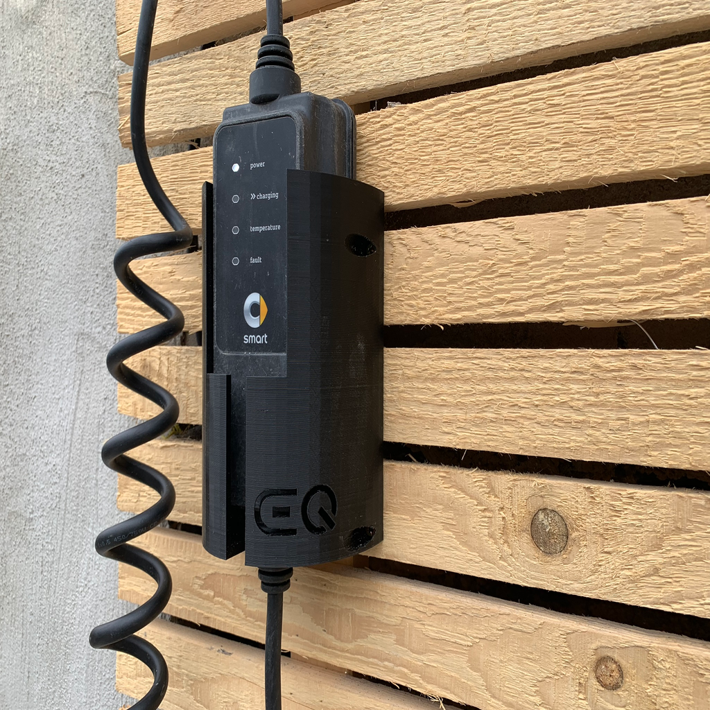Ladekabelholder til Smart EQ – Organiseret Opladning