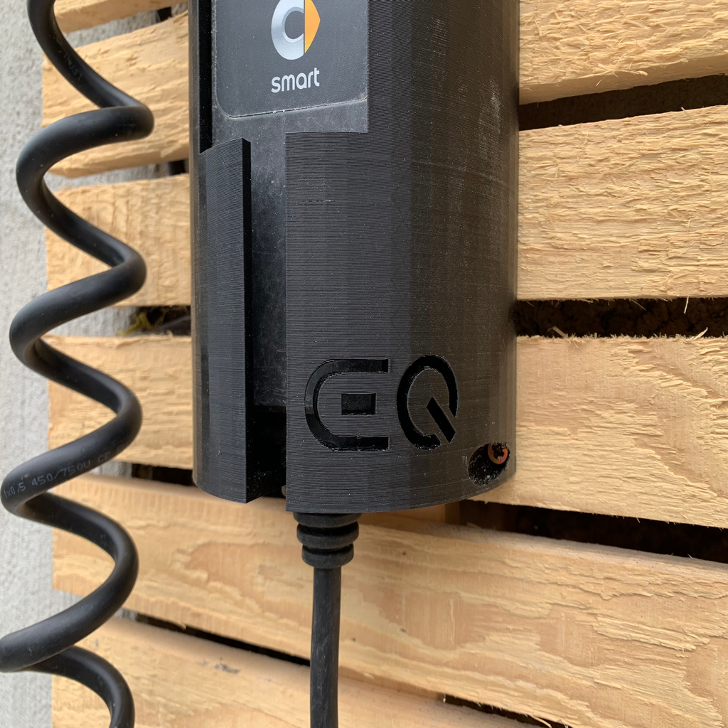 Ladekabelholder til Smart EQ – Organiseret Opladning