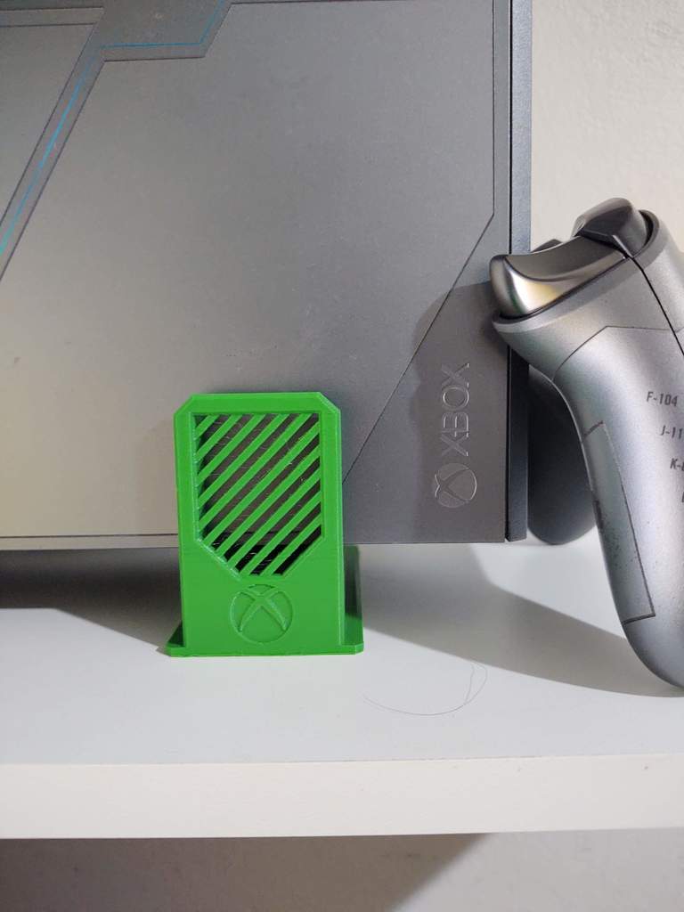 Xbox One Vertikal Stand - Hallo Edition