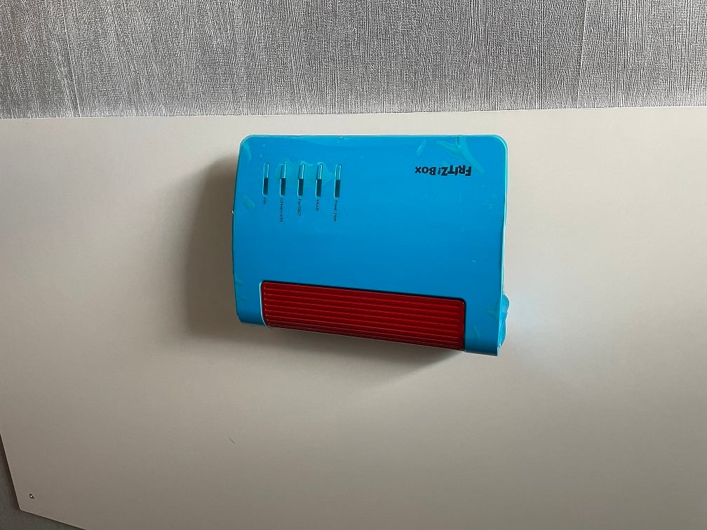 Vægbeslag til Fritz!Box 5590 Fiber Router