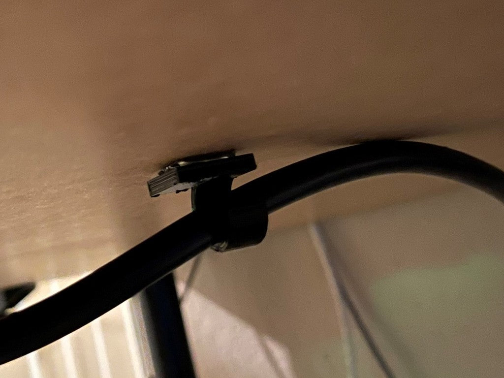 Under Desk Cable Hook - Kabelholder til Effektiv Kabelstyring