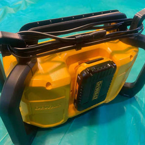 DeWalt DCR028 Radio Kabelholder