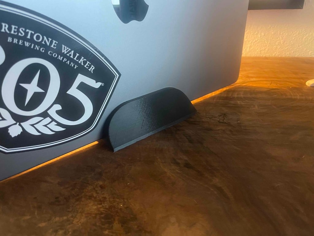 Vertikal stand til M1 2021 16" MacBook Pro