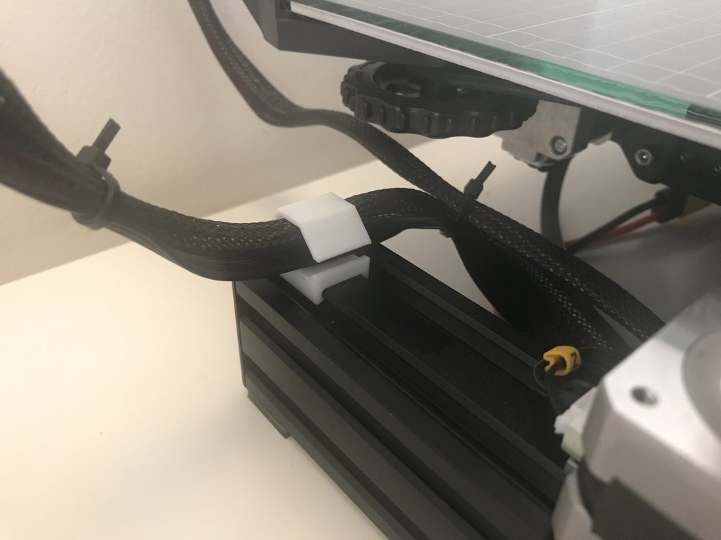 Kabelklips til Ekstruder (Ender 3) - Effektiv Kabelstyring til 4040/4020 Profiler