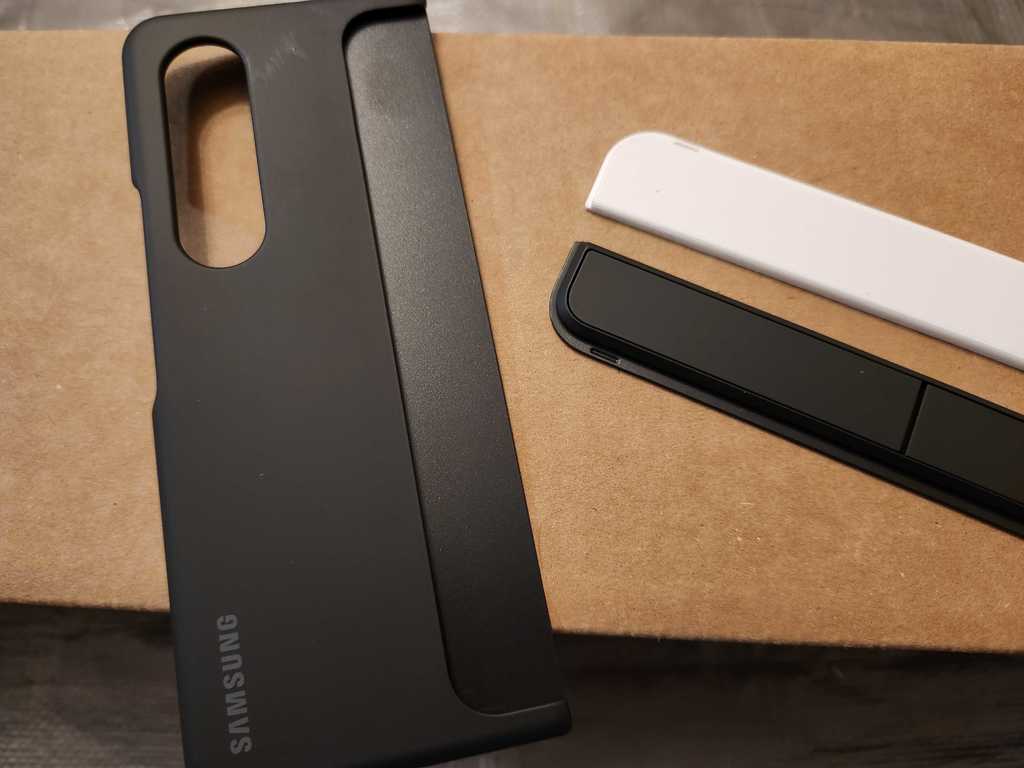Fold 4 Quick Swap-plate til Samsung S pen / Kickstand etui