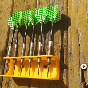 Dart Vægholder til 6 Pile