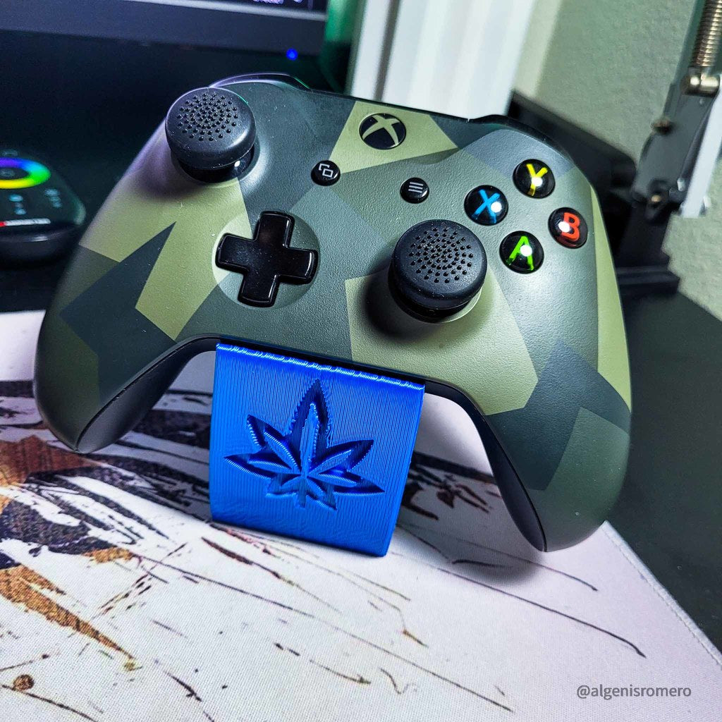 Xbox One Controller Stativ med unikt pot leaf-design