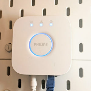 Philips Hue Hub V2.1 Skadis Vægbeslag