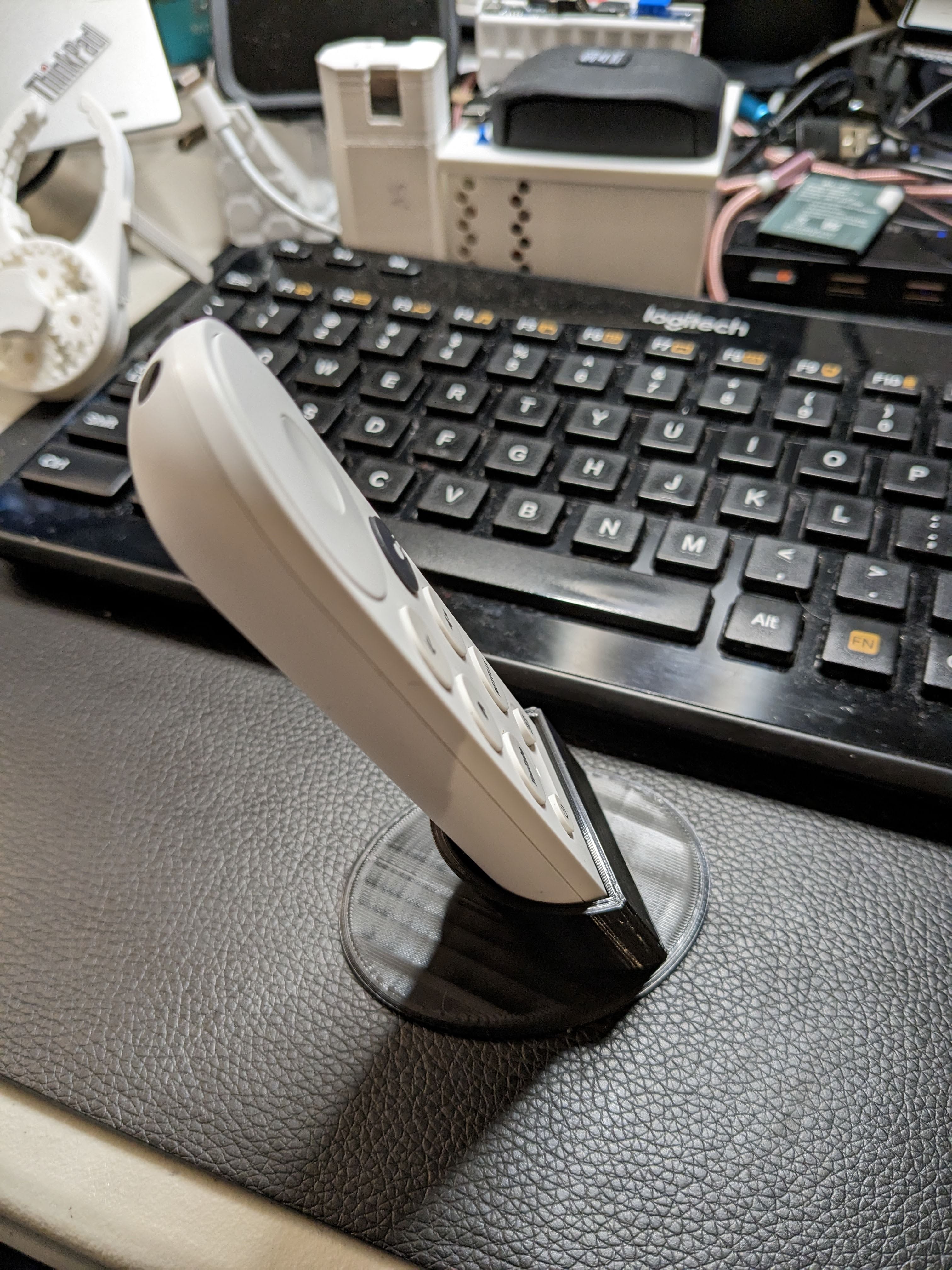 Holder til Chromecast med Google TV Fjernbetjening