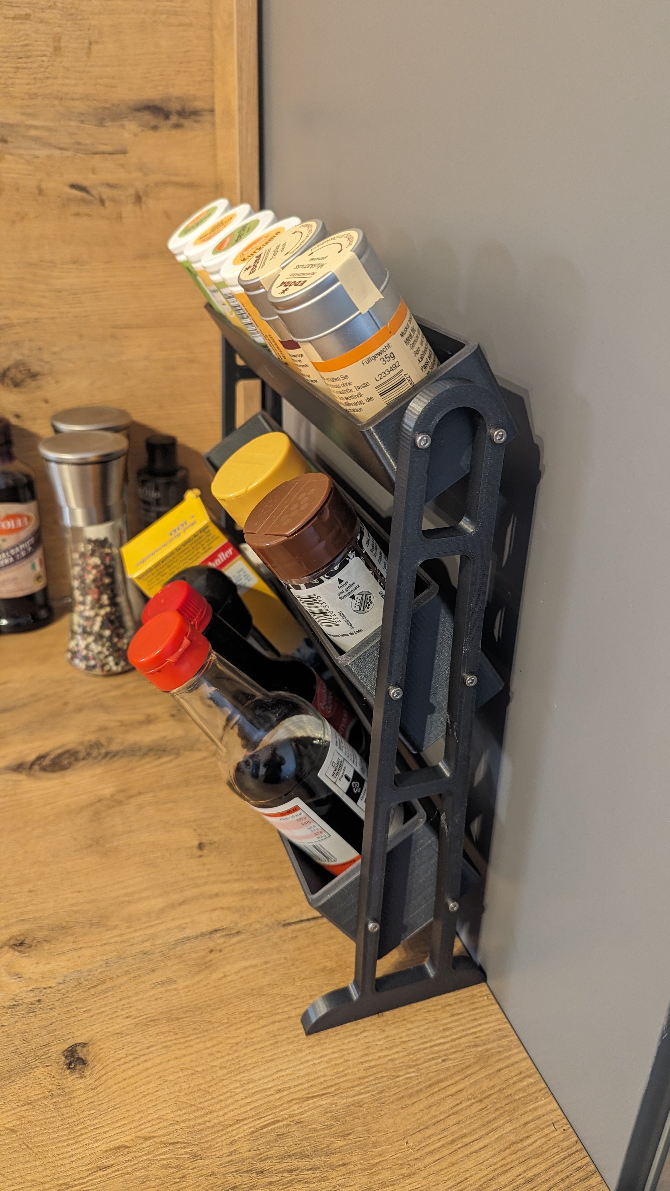 Krydderi Rack: Smart Opbevaring til Dit Køkken