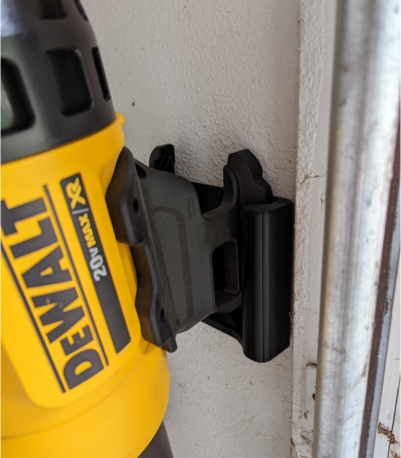 Robust Vægmontering til DeWalt Bladblæser – Optimer Dit Værksted