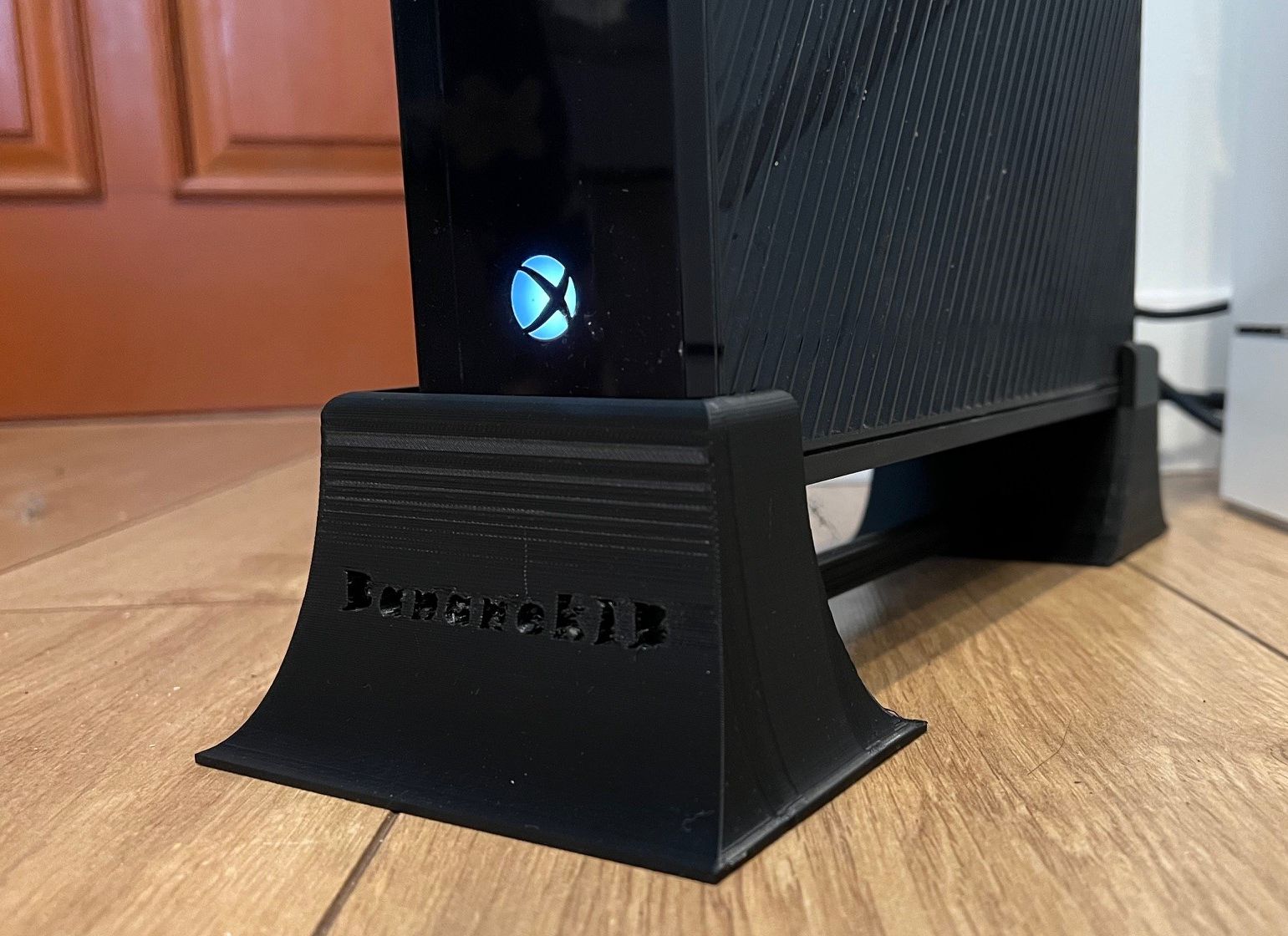 Vertikal stand til XBOX ONE