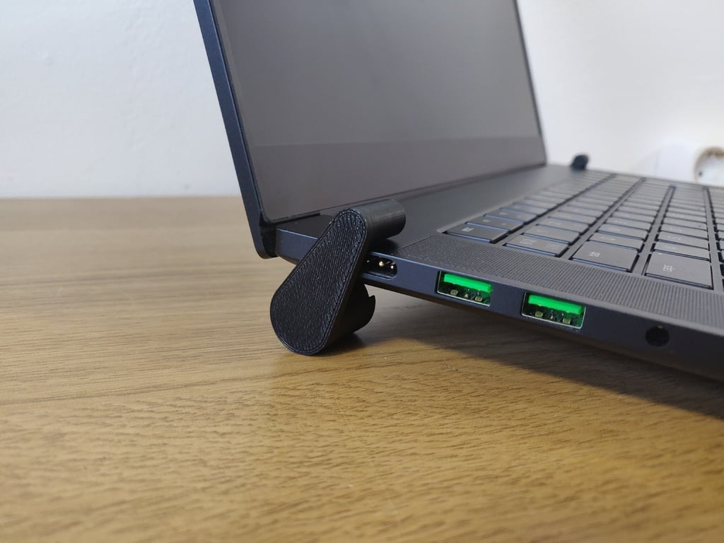 KUNA Laptop Stand med 15mm højdejustering