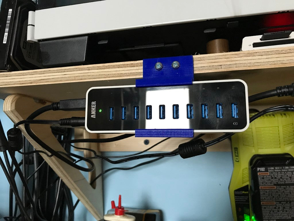 Anker USB Hub 3.0 Holder