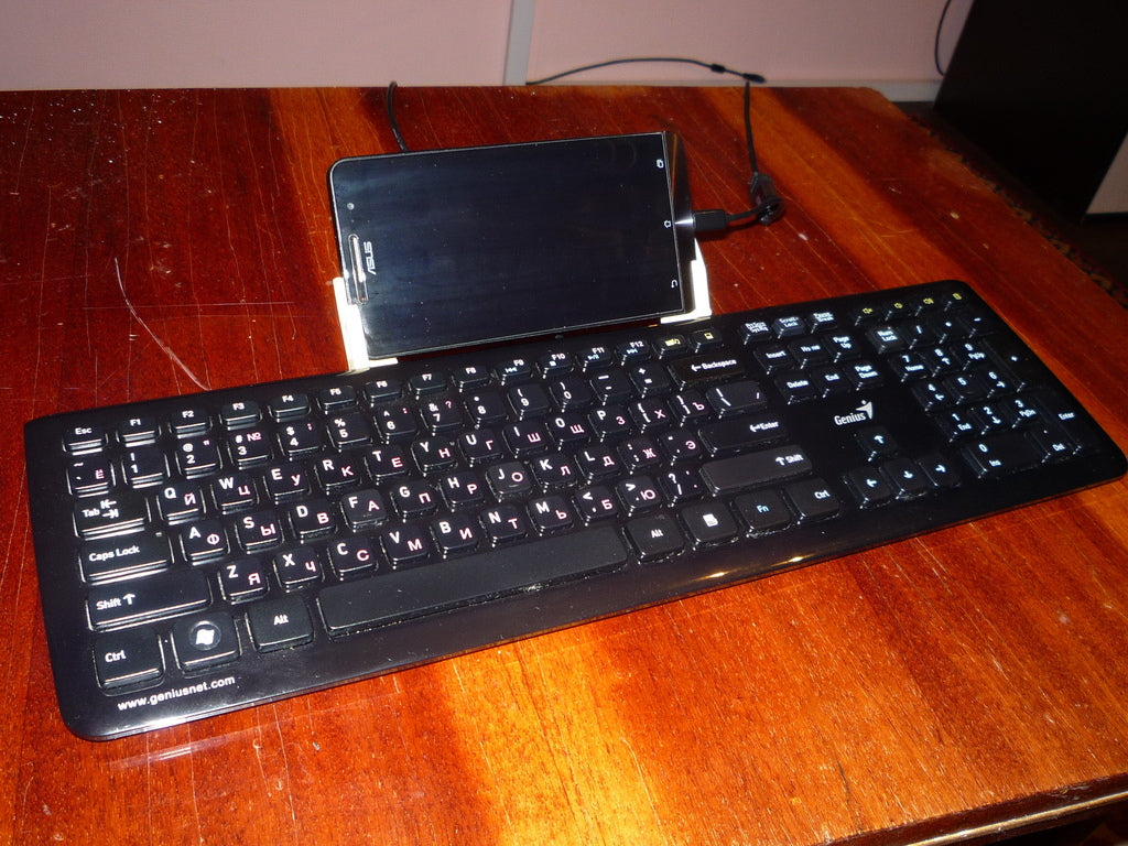 Tablet-tastaturstativ til Genius SlimStar og ASUS Zenfone 6