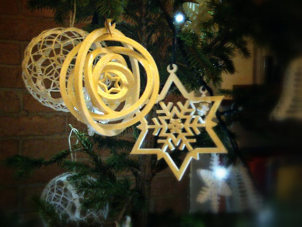 Gyroscopisk Juleornament til Træet