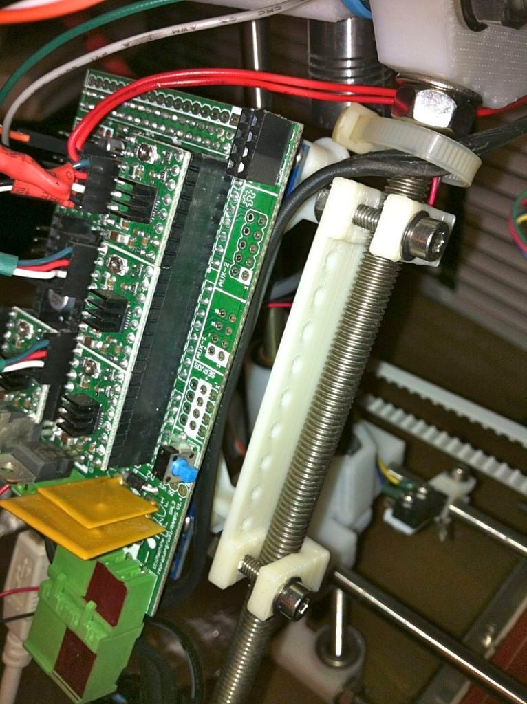 Arduino (RAMPS) montering til Prusa / Mendel med tilbehørs huller
