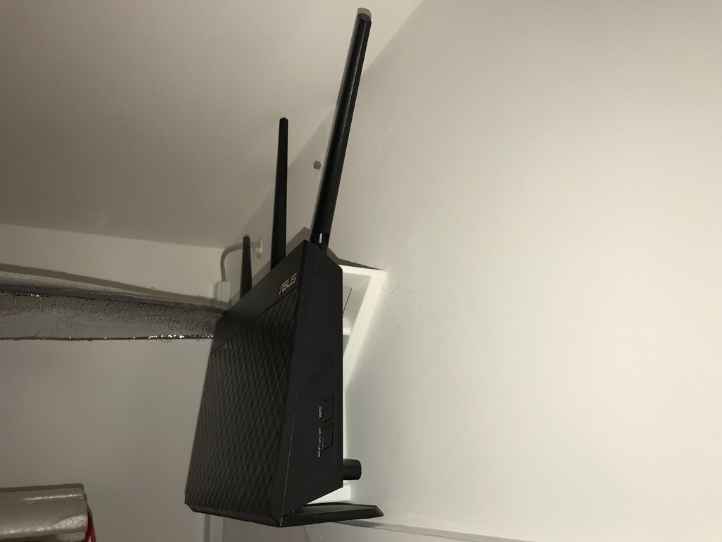 Vægbeslag til ASUS RT-AC68U router