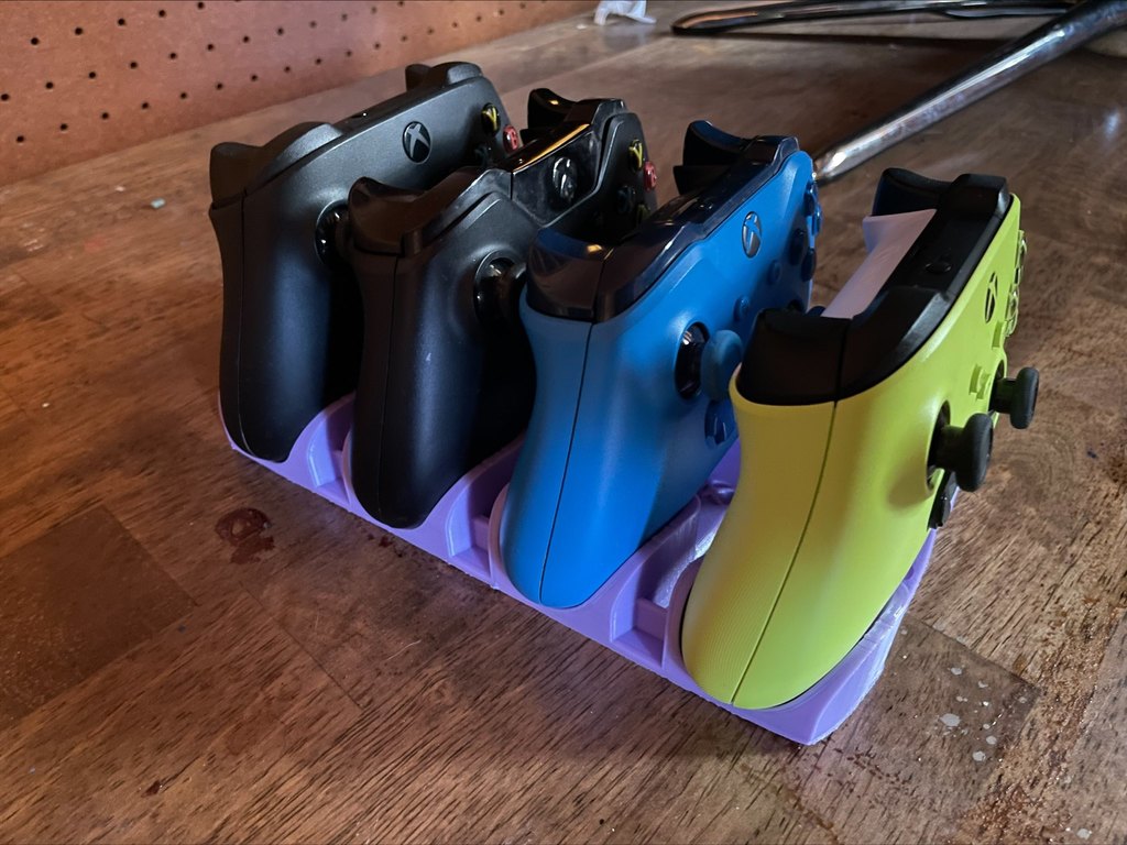 4 Controller Stand til Xbox One / Series