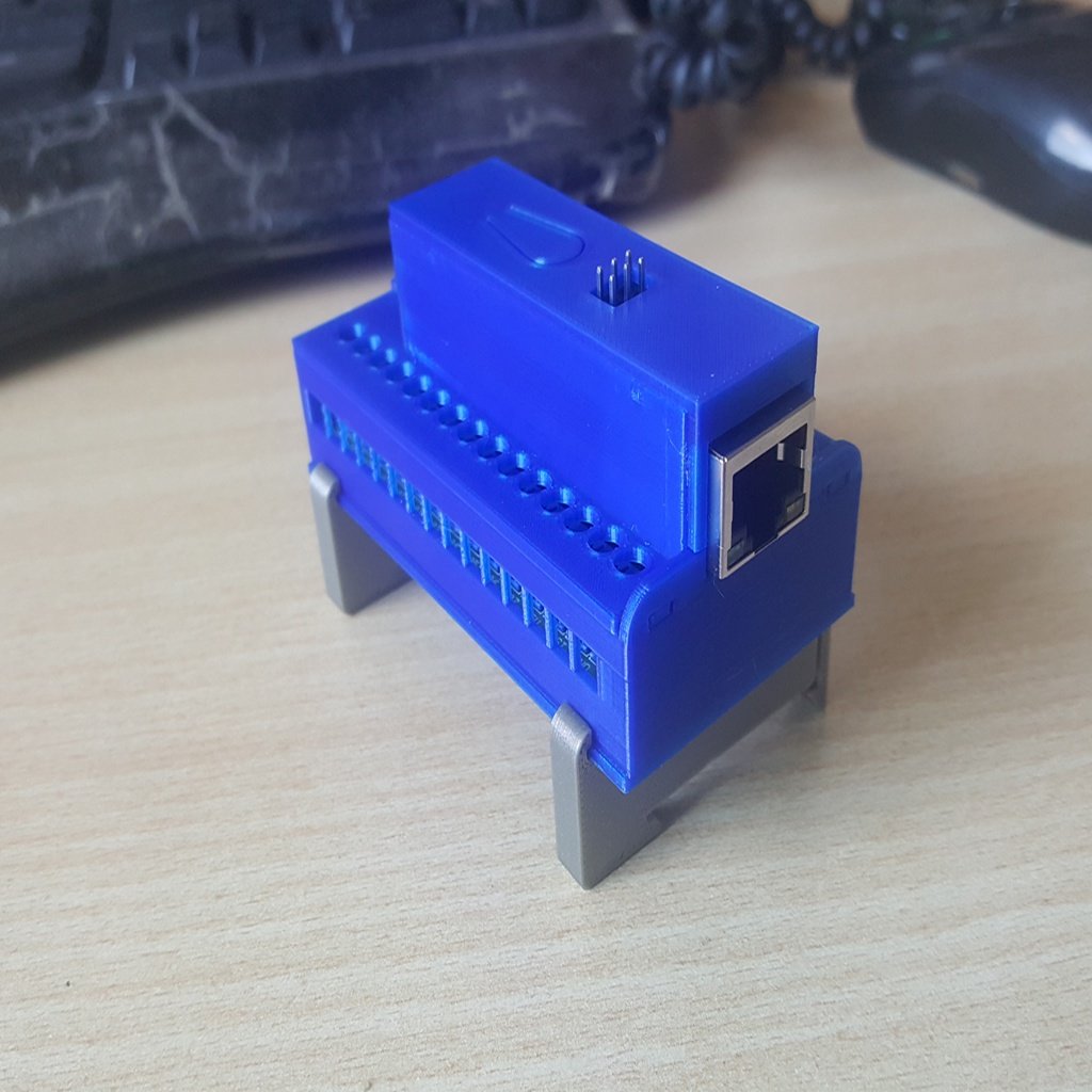 DIN-monterbart etui til Arduino NANO med Ethernet-skjold og terminaladapter IO-skjold