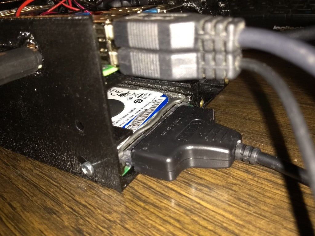 Desktop Case til Raspberry Pi 4B med plads til Strømforsyning og SATA Diske