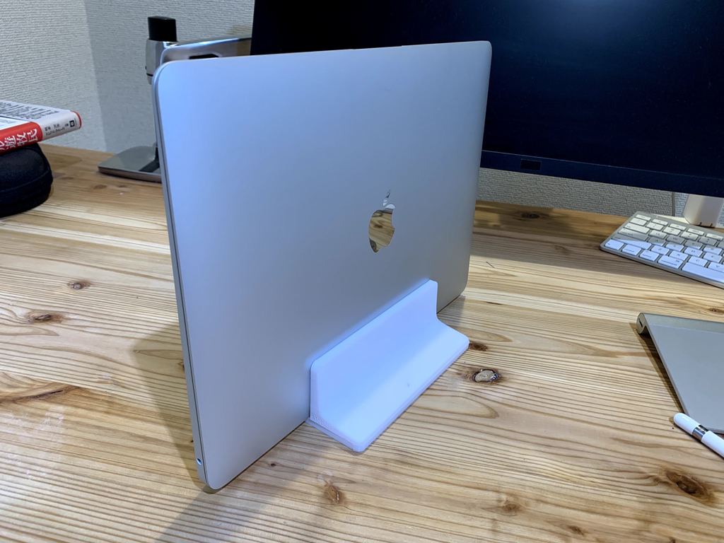 Justérbar Vertikal Laptop Stand til Macbook og Andre Bærbare Computere