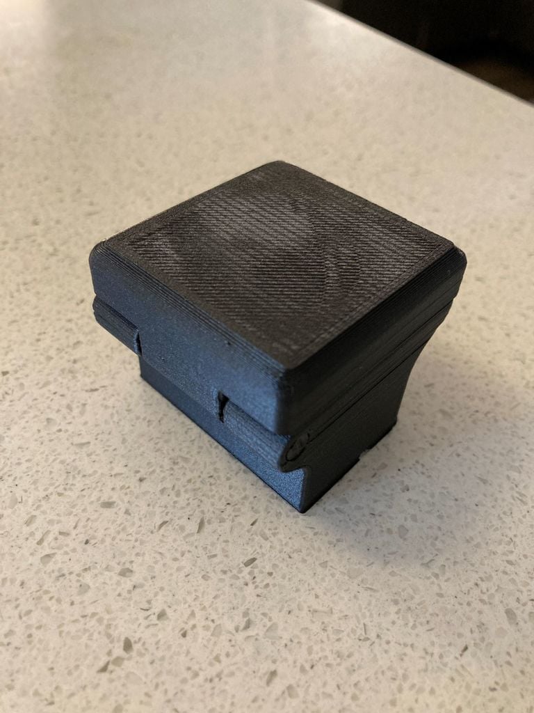 Opgraderet SD-kort etui med hængsel og magneter