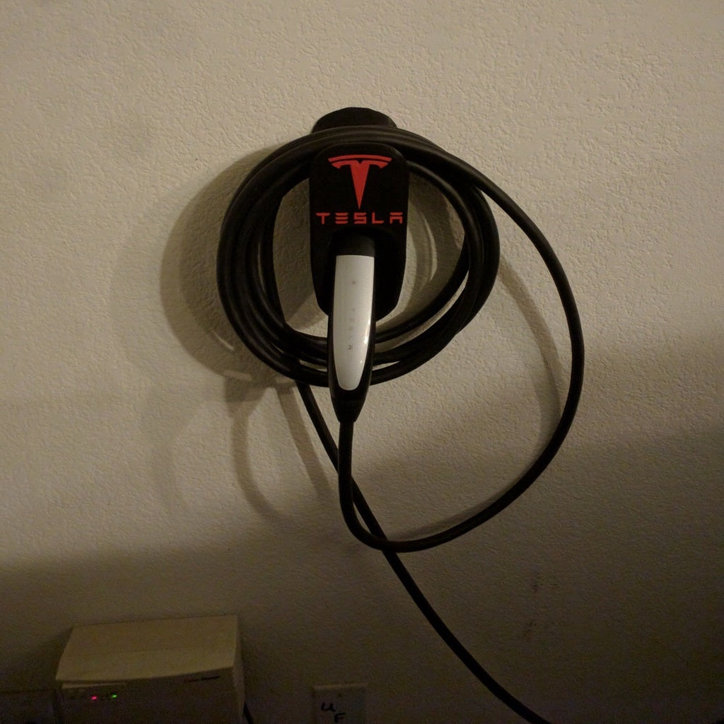 Større Version af Tesla Vægkonnektor Kabelorganisator
