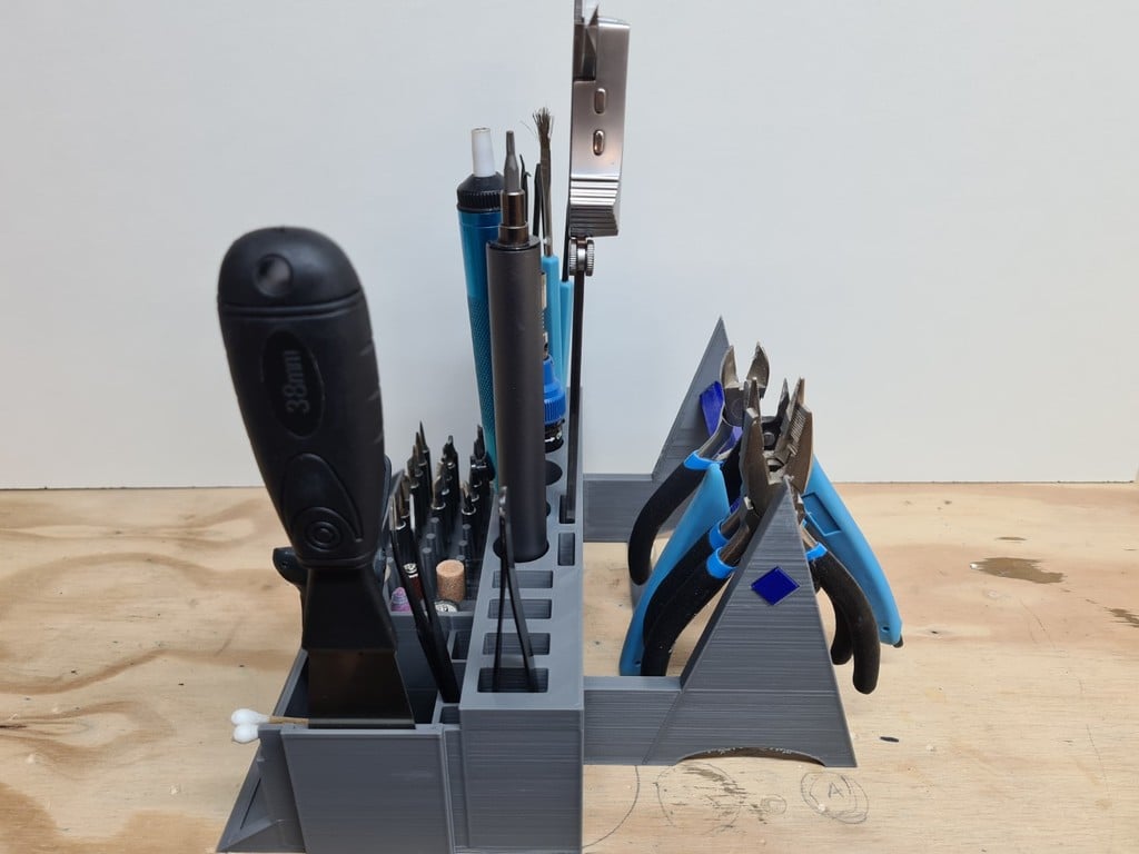 3D-værktøjsholder til lodning og Dremel