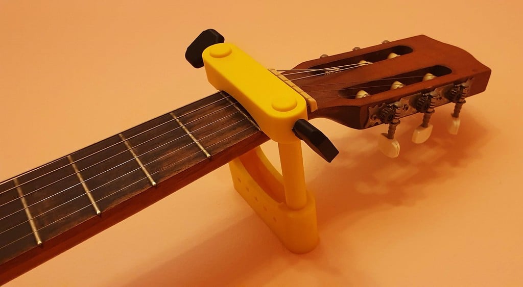Vægmonteret guitarrack justerbar til alle størrelser